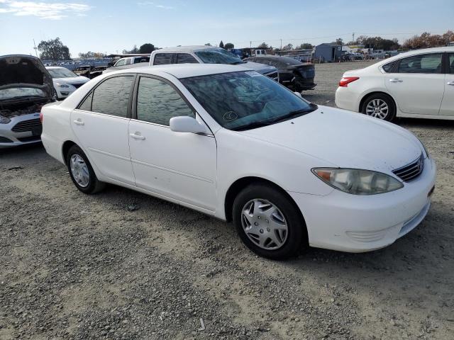 Photo 4 from auction – 2005 TOYOTA CAMRY LE with VIN 4T1BE32K05U008654