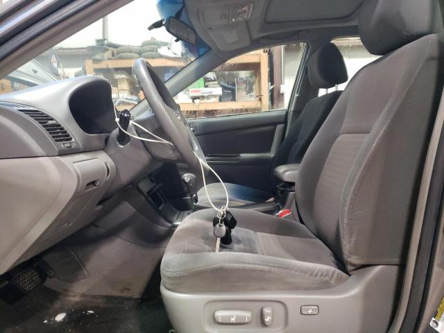 Photo 7 from auction – 2005 TOYOTA CAMRY LE with VIN 4T1BE32K85U575968