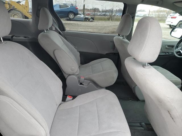 Photo 11 from auction – 2017 TOYOTA SIENNA with VIN 5TDZZ3DCXHS833204