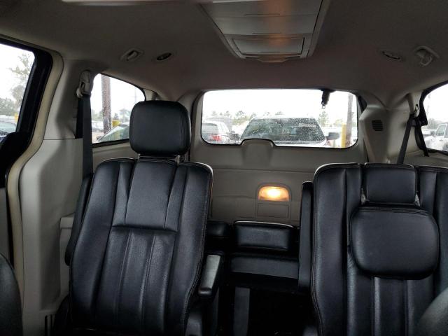 Photo 10 from auction – 2014 CHRYSLER TOWN & COU with VIN 2C4RC1BG9ER158560