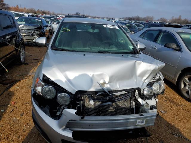 Photo 5 from auction – 2014 CHEVROLET SONIC LT with VIN 1G1JC6SH5E4161874