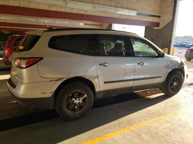 Photo 3 from auction – 2016 CHEVROLET TRAVERSE L with VIN 1GNKRFKD8GJ326805