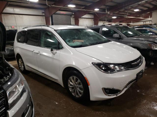 Photo 4 from auction – 2017 CHRYSLER PACIFICA T with VIN 2C4RC1BG0HR524409