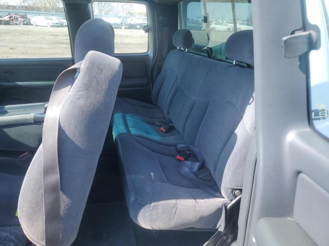 Photo 10 from auction – 2001 CHEVROLET SILVERADO with VIN 1GCEC19V71Z216183