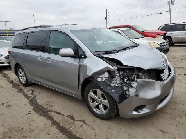 Photo 4 from auction – 2016 TOYOTA SIENNA LE with VIN 5TDKK3DC7GS723165