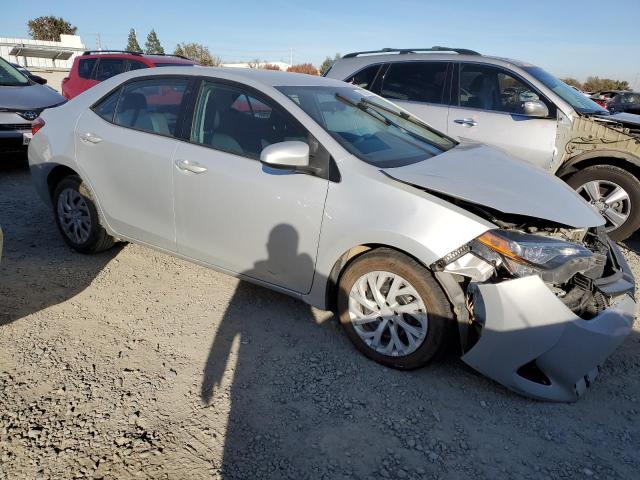 Photo 4 from auction – 2018 TOYOTA COROLLA L with VIN 2T1BURHE1JC027703