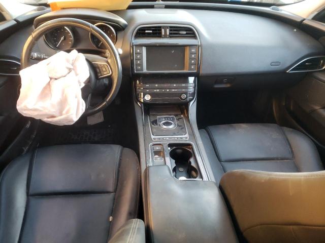 Photo 8 from auction – 2018 JAGUAR XE with VIN SAJAR4FX2JCP33786
