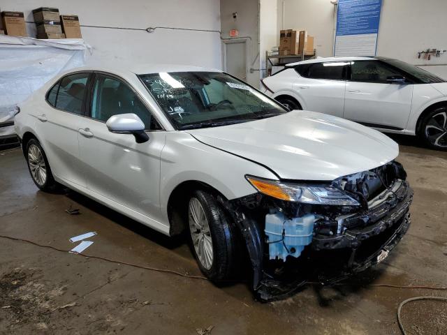 Photo 4 from auction – 2020 TOYOTA CAMRY XLE with VIN 4T1F11AK2LU859614