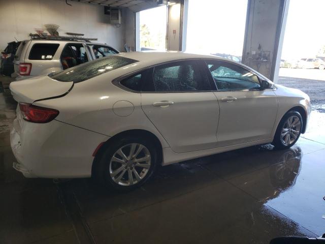 Photo 3 from auction – 2015 CHRYSLER 200 LIMITE with VIN 1C3CCCAB6FN671212