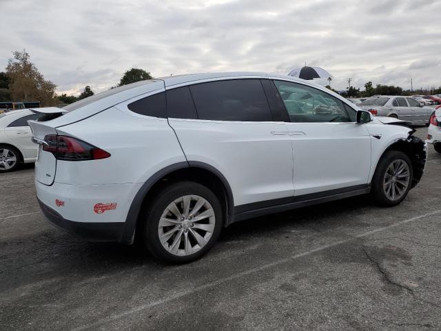 Photo 3 from auction – 2017 TESLA MODEL X with VIN 5YJXCBE29HF041283