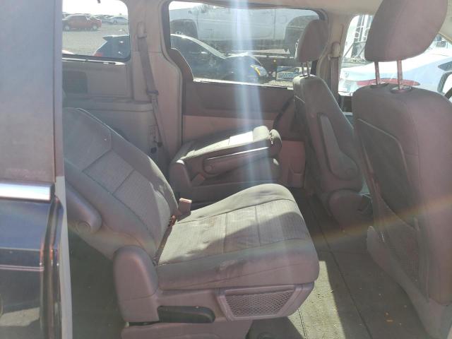 Photo 11 from auction – 2010 CHRYSLER TOWN & COU with VIN 2A4RR5D10AR148356