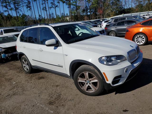 Photo 4 from auction – 2012 BMW X5 XDRIVE3 with VIN 5UXZW0C51C0B88210