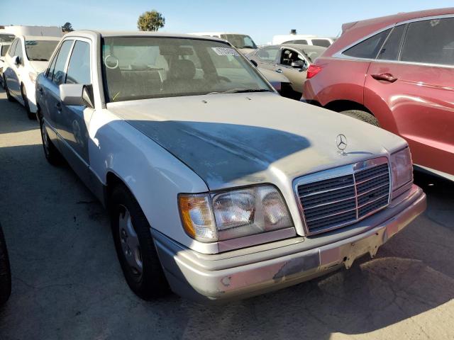 Photo 4 from auction – 1995 MERCEDES-BENZ E 320 BASE with VIN WDBEA32E2SC221807
