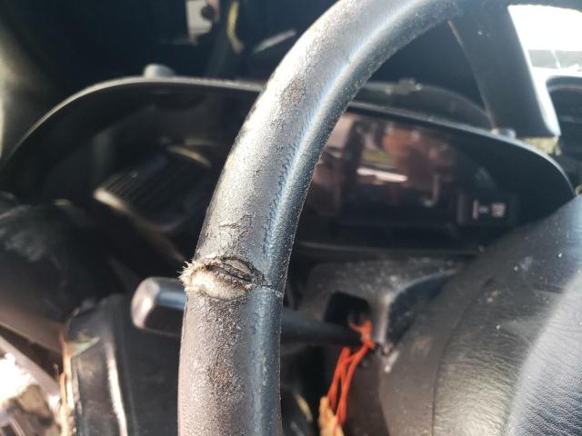 Photo 9 from auction – 1999 NISSAN MAXIMA GLE with VIN JN1CA21A2XT702040