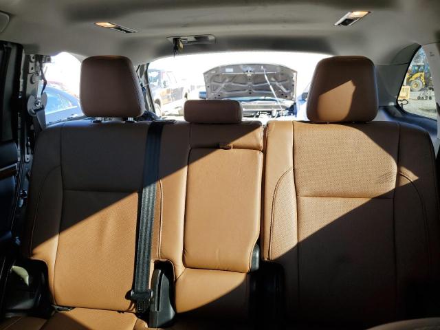 Photo 10 from auction – 2018 TOYOTA HIGHLANDER with VIN 5TDDZRFH9JS821329