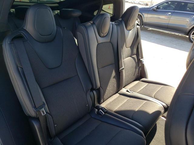 Photo 10 from auction – 2018 TESLA MODEL X with VIN 5YJXCAE23JF113420