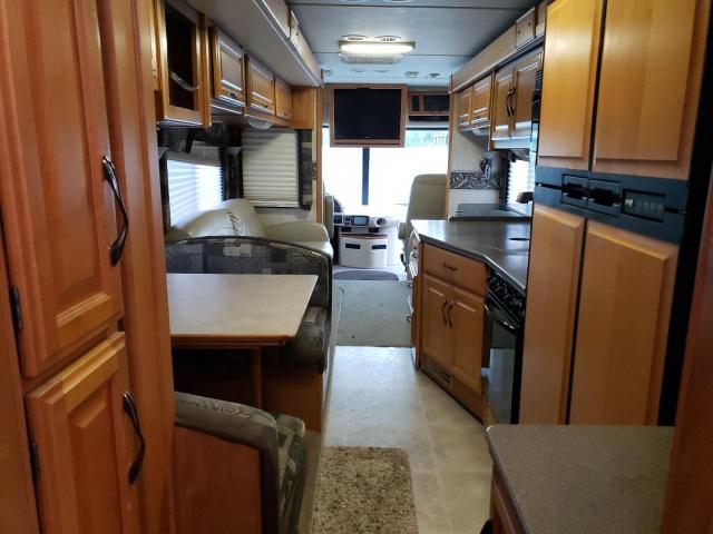 Photo 6 from auction – 2005 FTWD MOTORHOME with VIN 4UZAAHDCX5CU43679