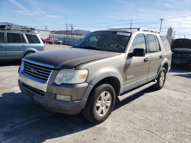Zdjęcie 1 z aukcji – 2006 FORD EXPLORER X z VIN 1FMEU63E26UA83173