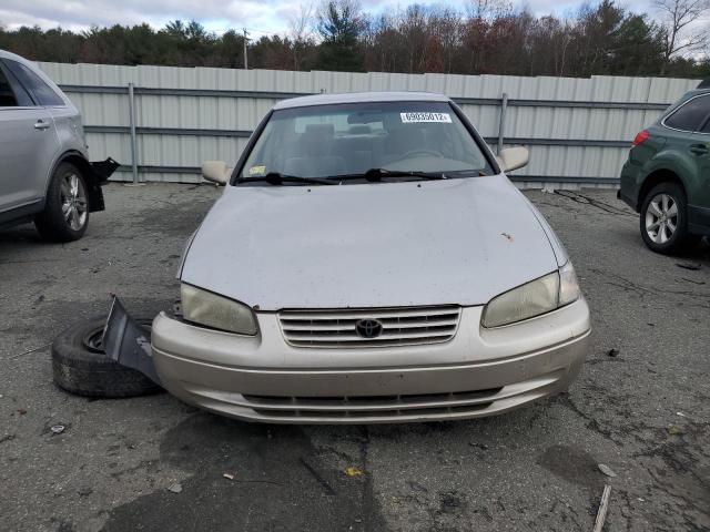 Photo 5 from auction – 1997 TOYOTA CAMRY CE with VIN 4T1BG22K7VU168079