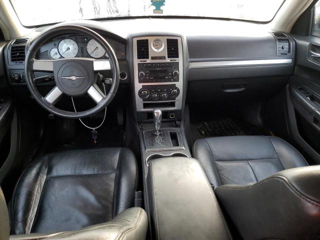 Photo 8 from auction – 2010 CHRYSLER 300 TOURIN with VIN 2C3CA5CV0AH206547