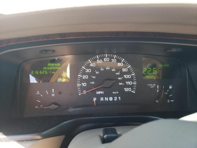 Photo 9 from auction – 2000 LINCOLN TOWN CAR E with VIN 1LNHM81WXYY784558