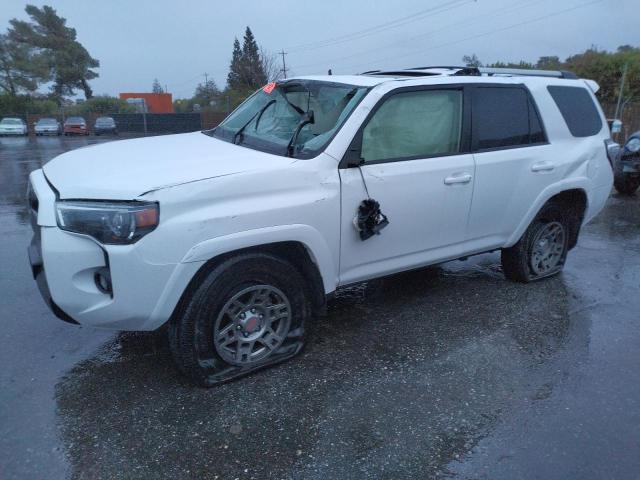 TOYOTA 4RUNNER SR 2019 with VIN JTEBU5JR5K5706292 - Photo from auction