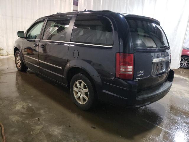 Photo 2 from auction – 2010 CHRYSLER TOWN & COU with VIN 2A4RR5D10AR152052