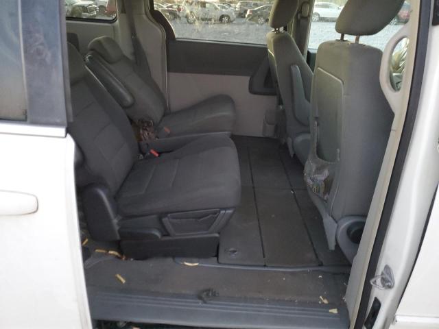 Photo 11 from auction – 2010 CHRYSLER TOWN & COU with VIN 2A4RR4DE9AR203948