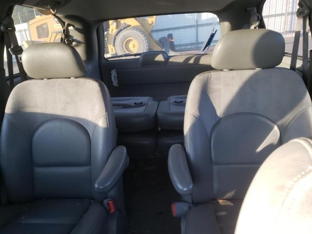 Photo 10 from auction – 2004 CHRYSLER TOWN & COU with VIN 2C8GP64L24R619937