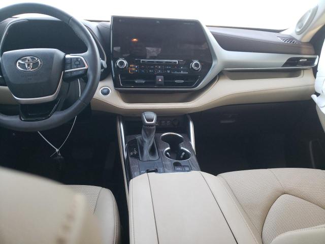 Photo 8 from auction – 2022 TOYOTA HIGHLANDER with VIN 5TDFZRAH3NS106892