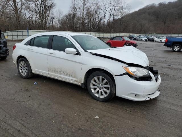 Photo 4 from auction – 2013 CHRYSLER 200 TOURIN with VIN 1C3CCBBB2DN557486