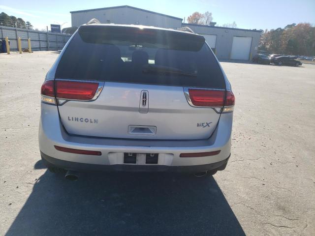 Photo 6 from auction – 2011 LINCOLN MKX with VIN 2LMDJ6JK6BBJ29007