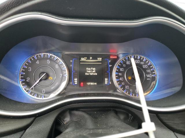 Photo 9 from auction – 2015 CHRYSLER 200 LIMITE with VIN 1C3CCCAB5FN575989