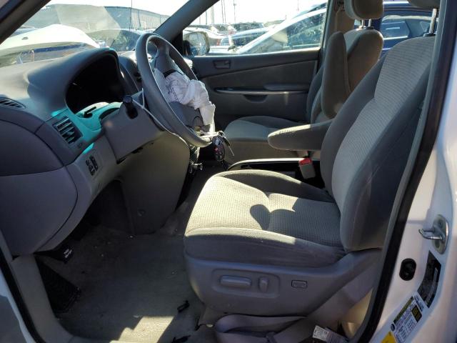Photo 7 from auction – 2008 TOYOTA SIENNA CE with VIN 5TDZK23C78S181240