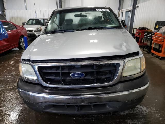 Photo 5 from auction – 2002 FORD F150 with VIN 2FTRX18W12CA64223
