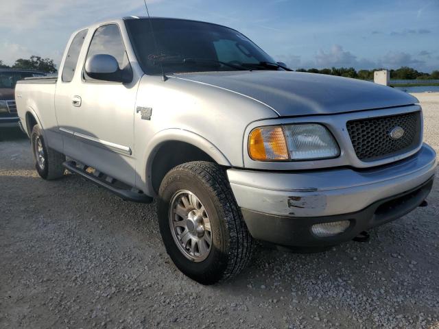 Photo 4 from auction – 2003 FORD F150 with VIN 2FTRX18LX3CA53857