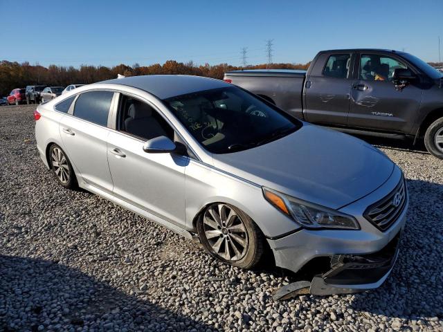 Photo 4 from auction – 2016 HYUNDAI SONATA SPO with VIN 5NPE34AF6GH331248