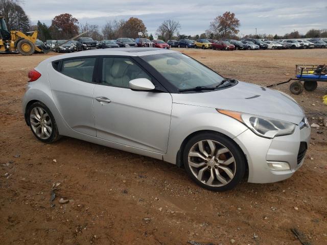Photo 4 from auction – 2012 HYUNDAI VELOSTER with VIN KMHTC6AD9CU052826