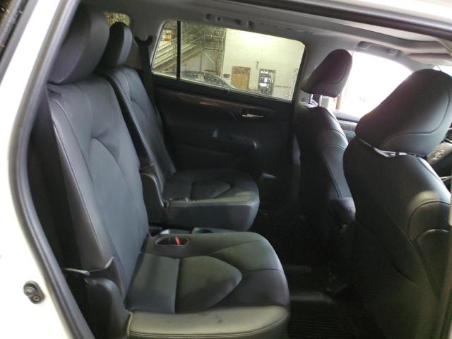 Photo 10 from auction – 2020 TOYOTA HIGHLANDER with VIN 5TDEBRCH3LS004695