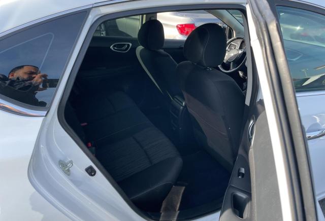 Photo 6 from auction – 2018 NISSAN SENTRA S with VIN 3N1AB7AP1JL637117