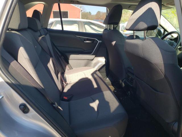 Photo 11 from auction – 2019 TOYOTA RAV4 XLE with VIN JTMP1RFV0KD500996