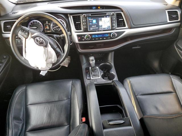 Photo 8 from auction – 2016 TOYOTA HIGHLANDER with VIN 5TDJKRFH6GS294866