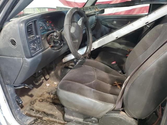Photo 7 from auction – 2004 CHEVROLET SILVERADO with VIN 1GCEK19V84E373722