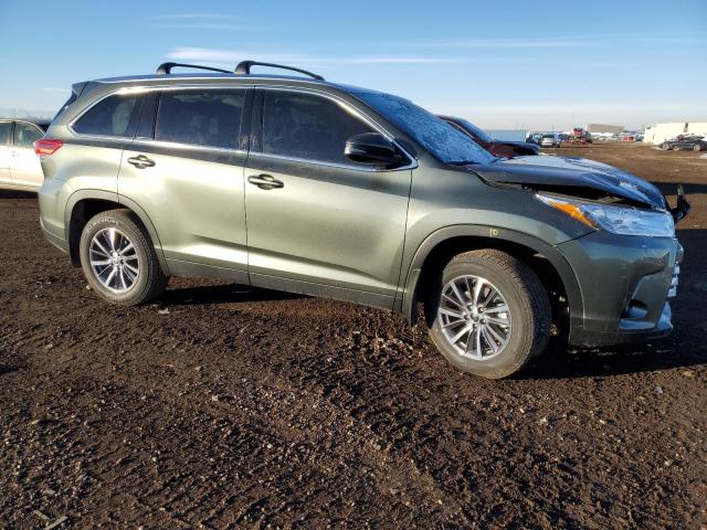 Photo 4 from auction – 2019 TOYOTA HIGHLANDER with VIN 5TDJZRFH0KS716537