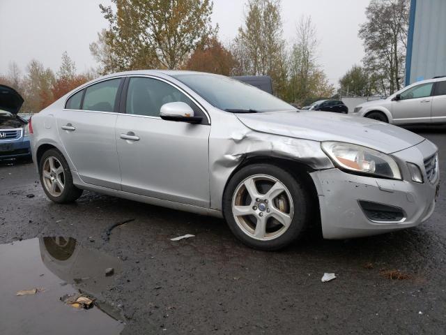 Photo 4 from auction – 2012 VOLVO S60 T5 with VIN YV1622FSXC2036287