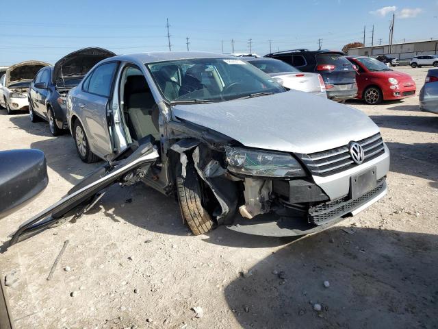 Photo 4 from auction – 2013 VOLKSWAGEN PASSAT S with VIN 1VWAP7A37DC025237