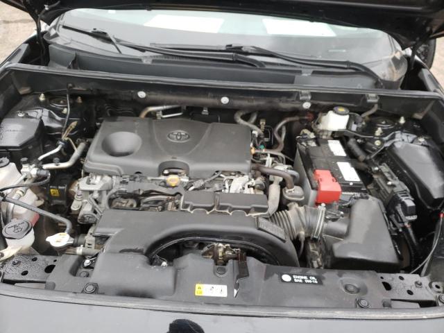 Photo 11 from auction – 2021 TOYOTA RAV4 LE with VIN 2T3B1RFV9MC146235