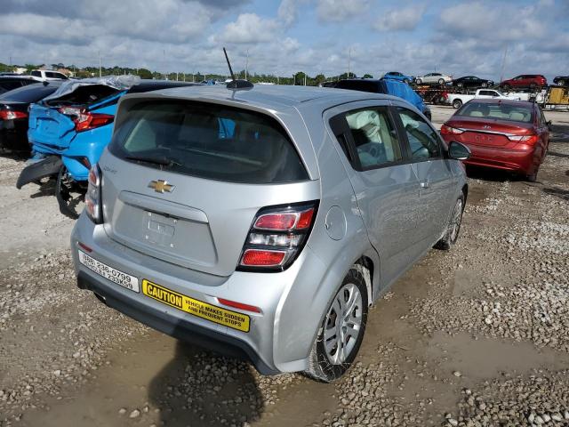Photo 3 from auction – 2019 CHEVROLET SONIC with VIN 1G1JG6SB4K4135004