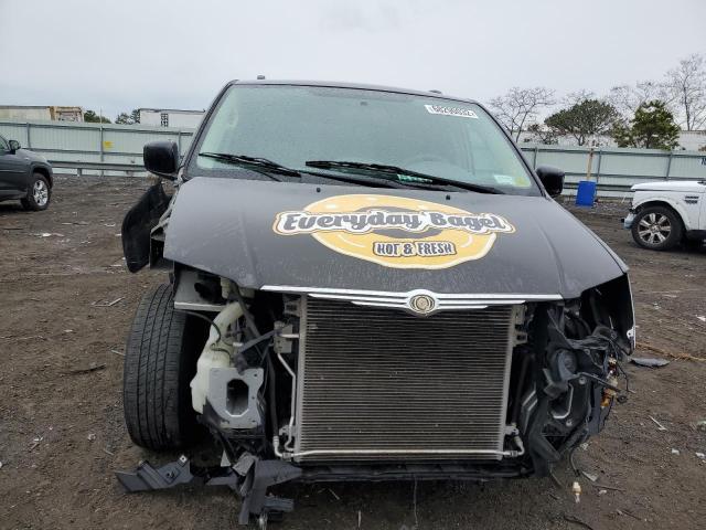 Photo 5 from auction – 2010 CHRYSLER TOWN & COU with VIN 2A4RR5D13AR151316