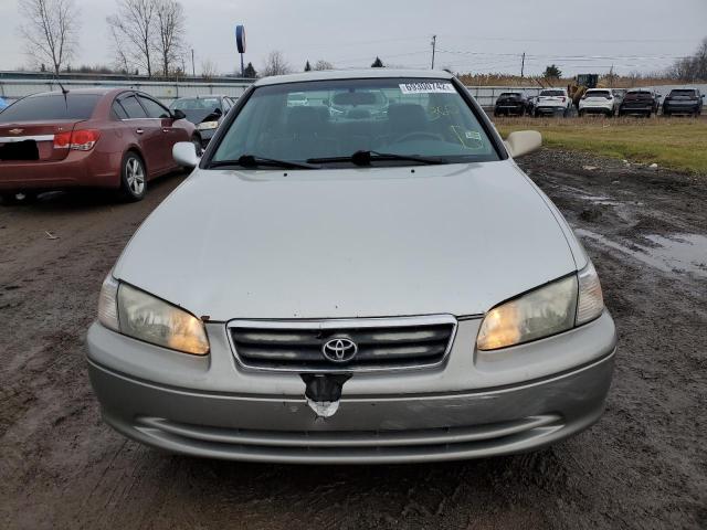 Photo 5 from auction – 2000 TOYOTA CAMRY with VIN 4T1BG28K8YU704677